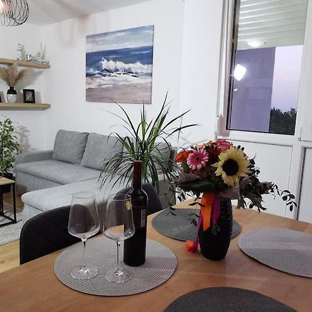 Apartman Liburna Rijeka Eksteriør billede